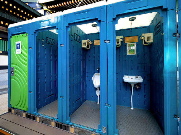 Best Portable bathroom rental  in Lennox, SD